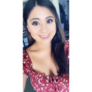 Meet your Posher, Alondra